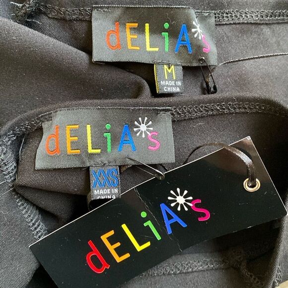 dELiA*s by Dolls Kill Black, Red & Pink Embroidered Flowers Mini Sundress 60s - Picture 4 of 5